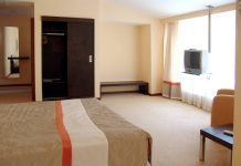 Porte a scrigno: quali sono le migliori da usare in casa